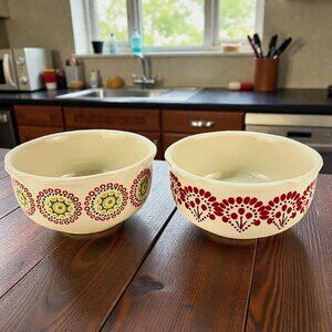 Pioneer Woman Stoneware Set Of 2 Bowls Red Scallop/Boho Medallion Patterns 4.5"
